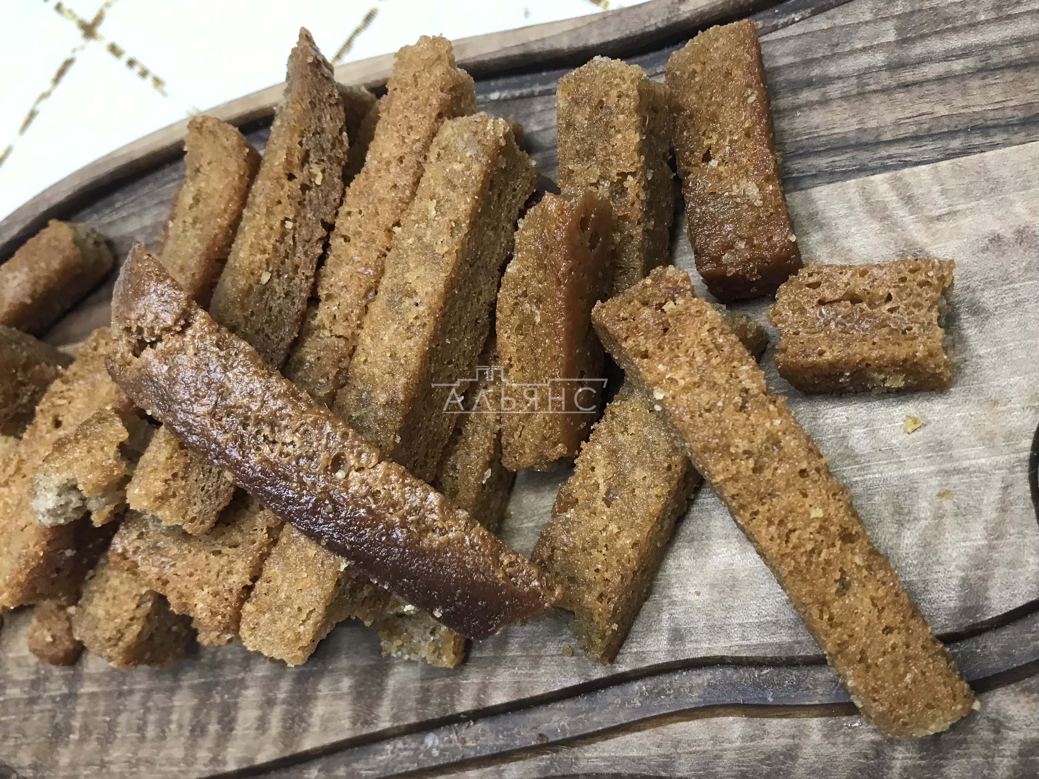 Деревенские гренки с чесноком в Комсомольске-на-Амуре