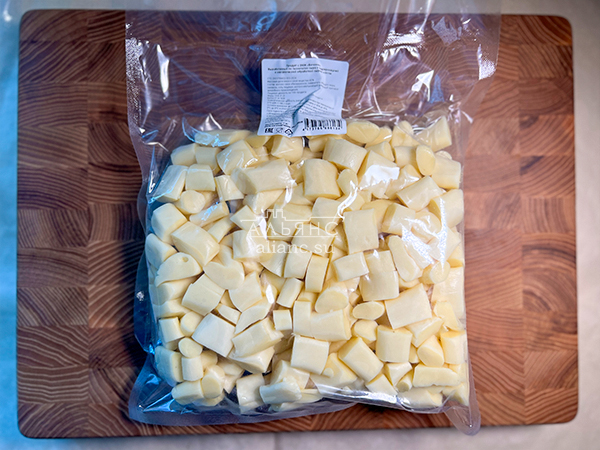 Сырный продукт ФЕРМЕРСКИЙ бочонок белый в Комсомольске-на-Амуре