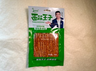 Колбаски МИНИ классические с/к (100 гр): Мучные полоски ЗЕЛЁНЫЕ со вкусом барбекю 76 гр